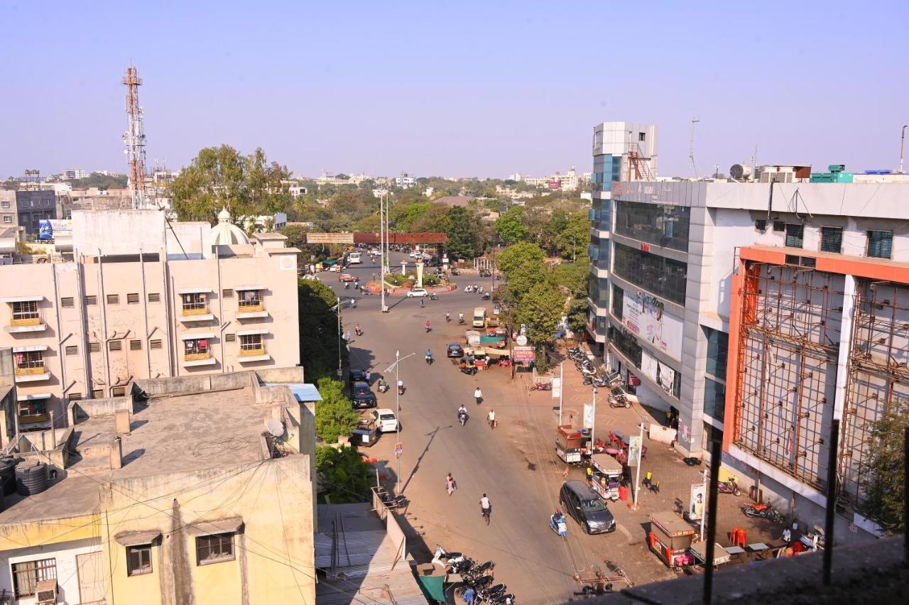Hotel Center Point Solapur Exterior foto